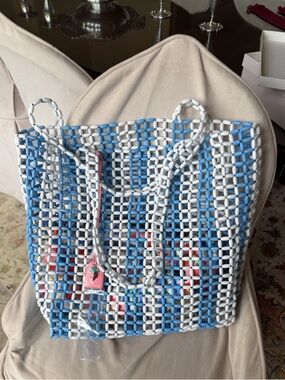 KURT GEIGER Kensington Woven Beaded Tote Blue and White with Floral Pouch NWT